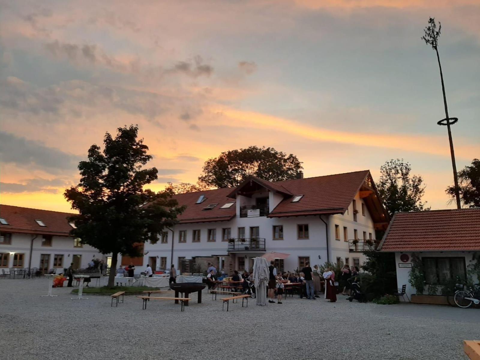Stangl-Hof Hotel Forstinning Exterior foto