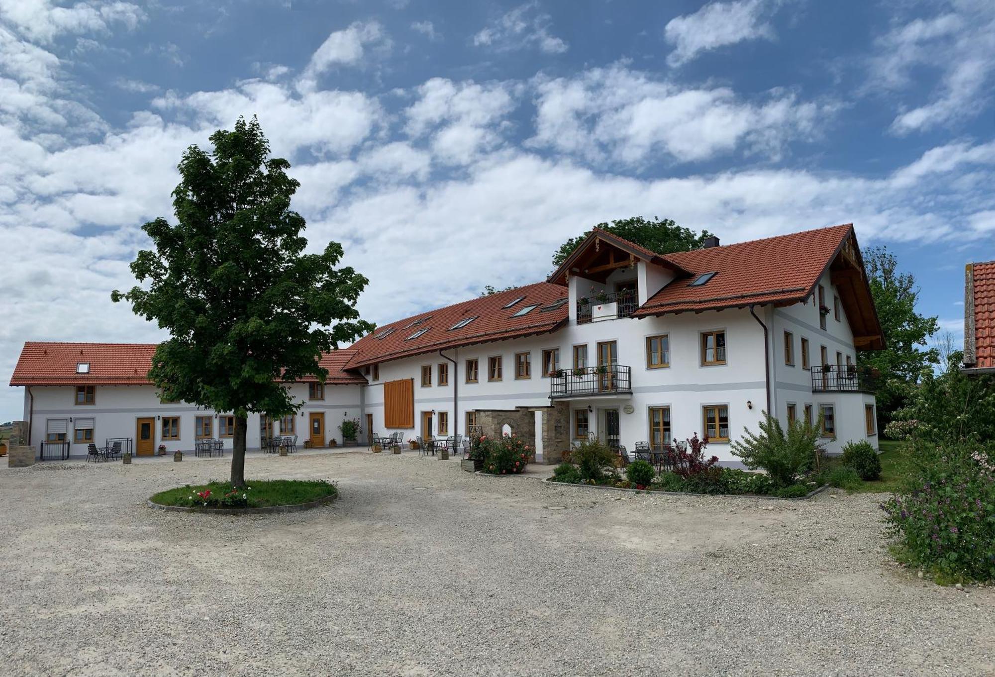 Stangl-Hof Hotel Forstinning Exterior foto
